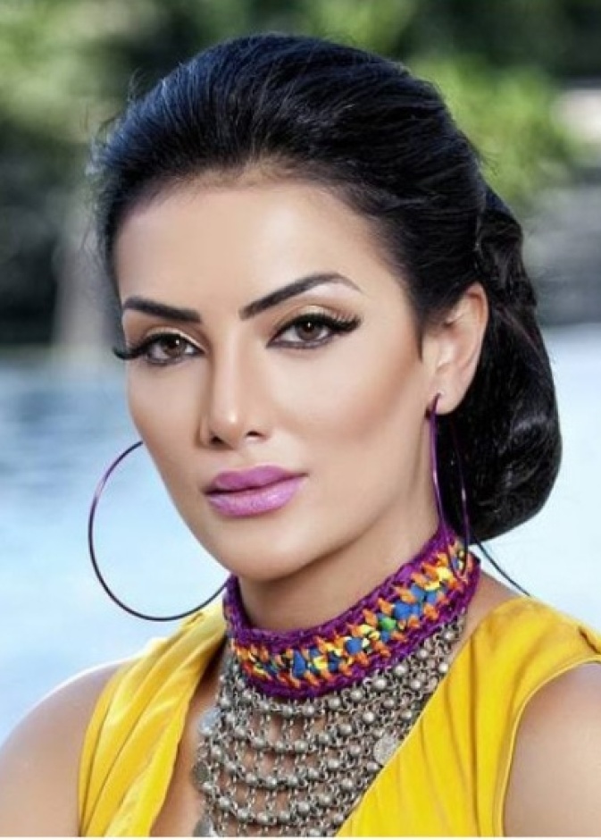 صور حورية فرغلي قبل وبعد نجاح عمليات تجميل أنفها الأخيرة