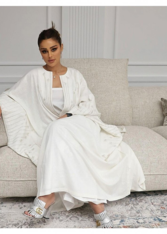 اطلالات رمضانية فاخرة من وحي عهود العنزي