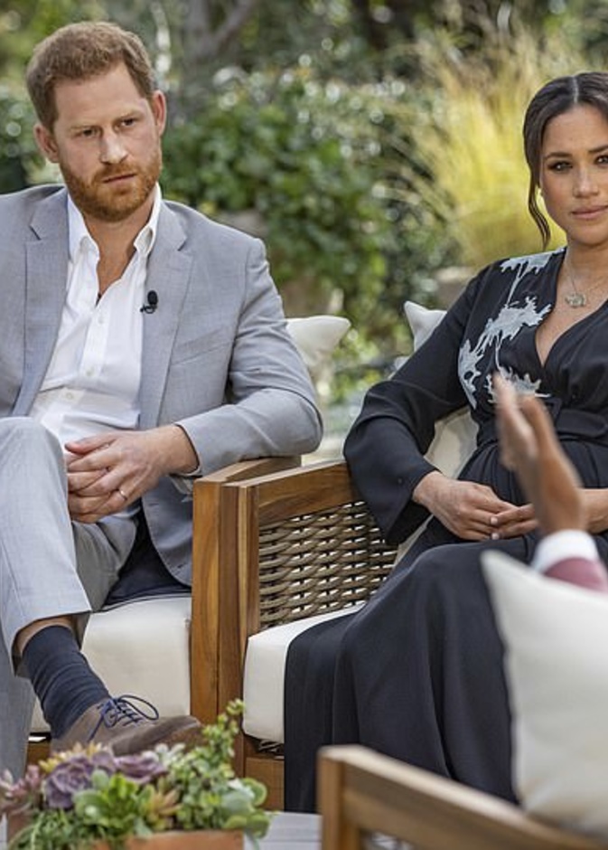 ميغان وهاري قاما بتهنئة وليام وكيت سرا بعيد زواجهما العاشر