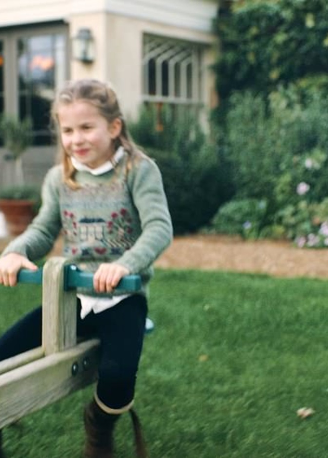  صورة جديدة للأميرة تشارلوت في عيد ميلادها