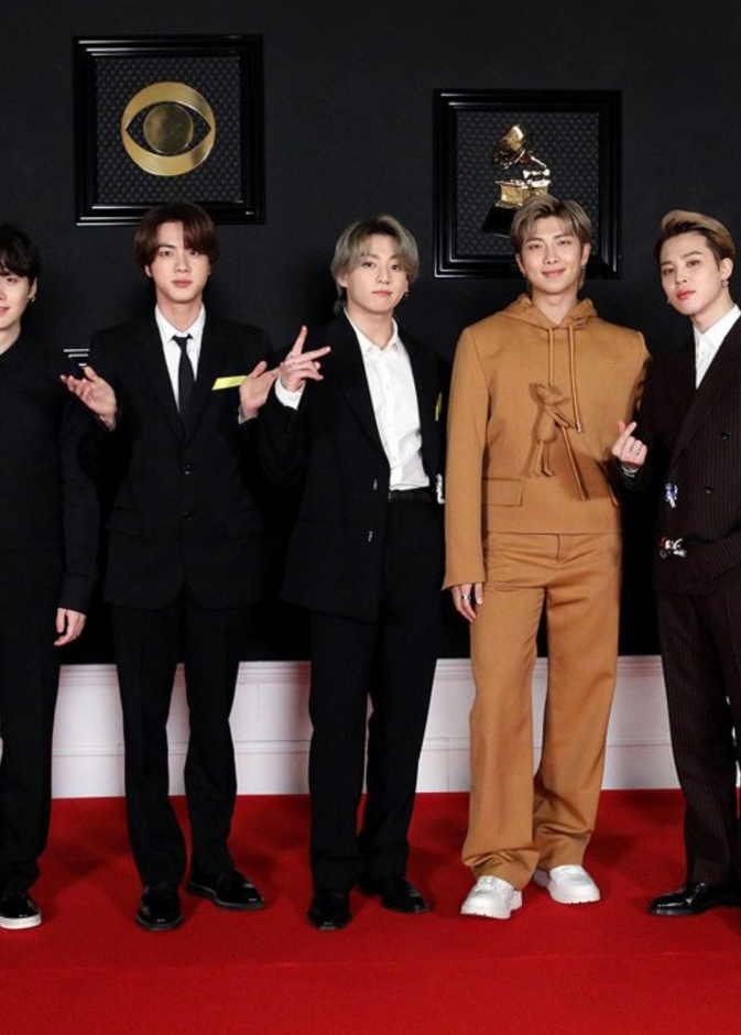 أيقونات البوب BTS  هم سفراء لويس فيتون الجدد