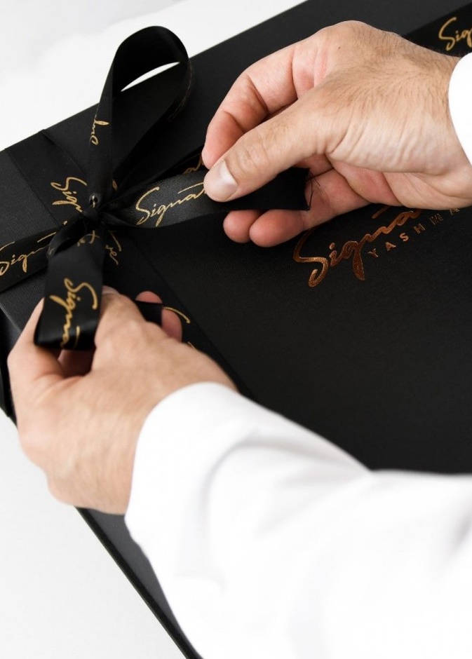 صندوق هدايا العيد من Signature Yashmagh