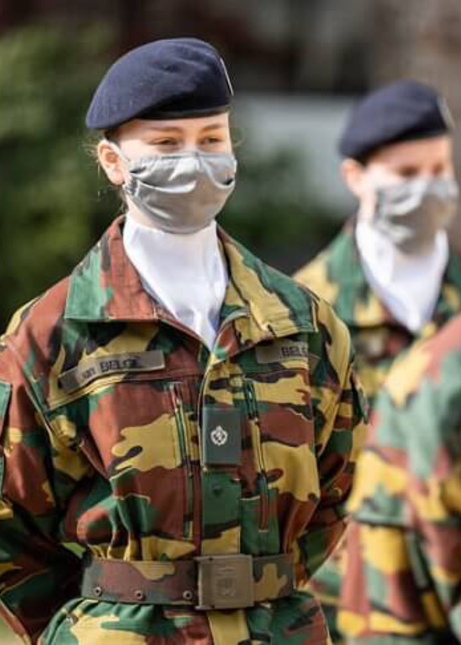 الأميرة إليزابيث ولية عهد بلجيكا تشارك في موكب الجندي المجهول