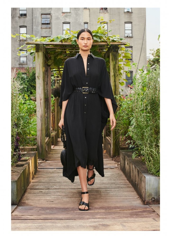 احدث موديلات الفستان القميص من مجموعات صيف 2021