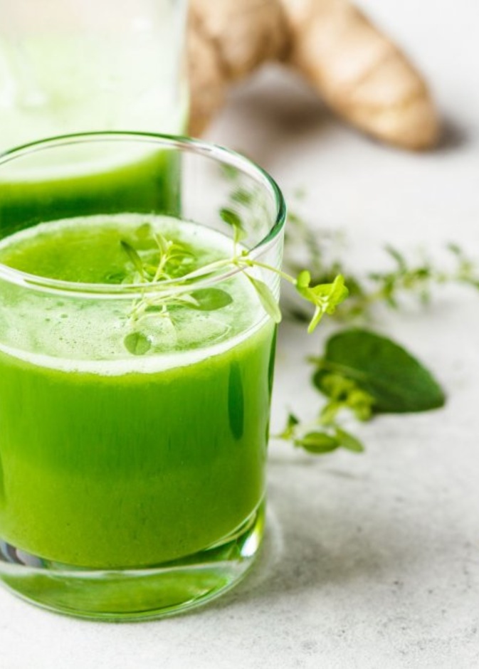 تأثير عصير الخضروات الورقية على صحة القلب