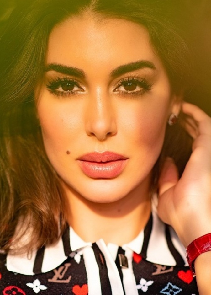 اطلالات مكياج عصري ناعم لشهر رمضان 2021 من وحي ياسمين صبري