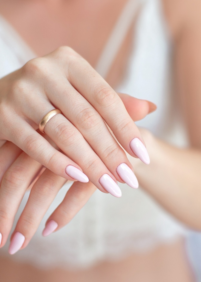  استفيدي من زيت اللوز لاطلالة رائعة في يوم زفافك