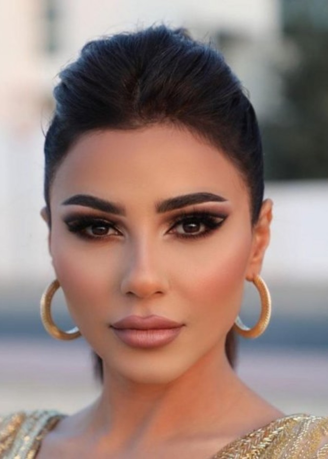 اجمل رسمات مكياج عصري وجذاب لـ عيد الفطر مستوحاة من مهيرة عبد العزيز