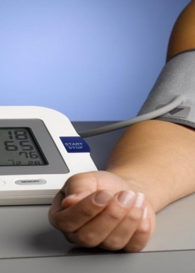 ماهي اعراض انخفاض ضغط الدم وماهي مخاطر انخفاضه على القلب والدماغ