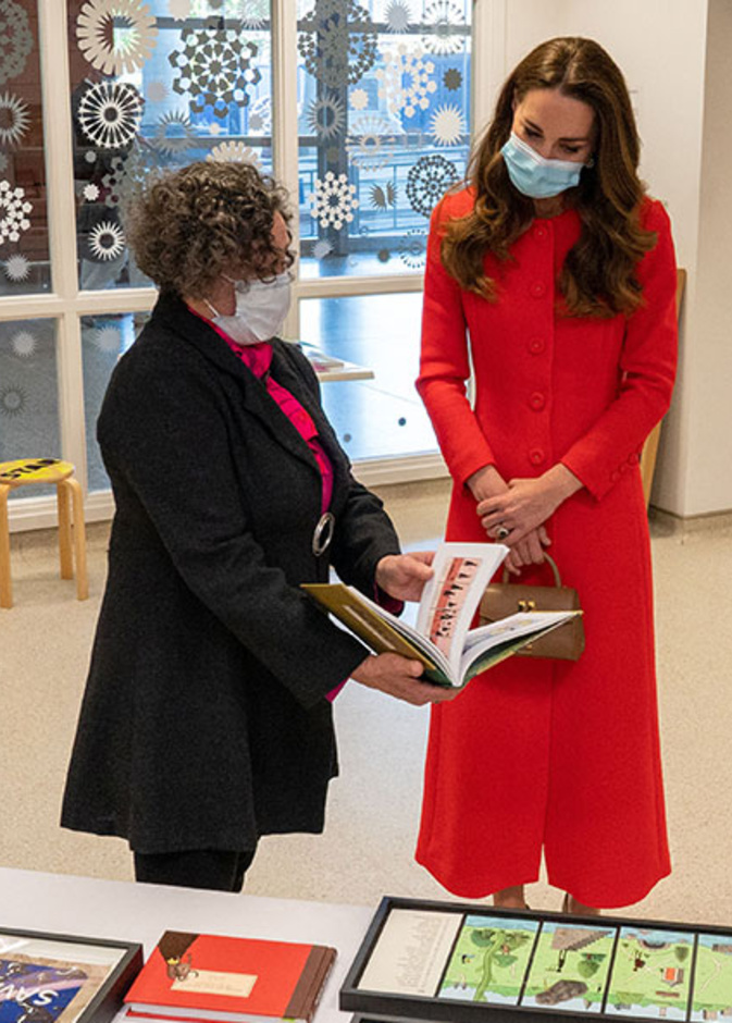 تعرفوا على الهدية التي حصلت عليها كيت ميدلتون لطفلها الأمير جورج