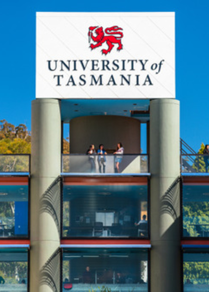 أشواق عبدالله مدخلي لموقع هي: أريد أن أصنع أثرا فعالًا في المجتمع ولو على شخص واحد