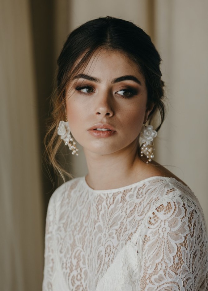  طرق طبيعية لتكثيف حواجب العروس قبل الزفاف