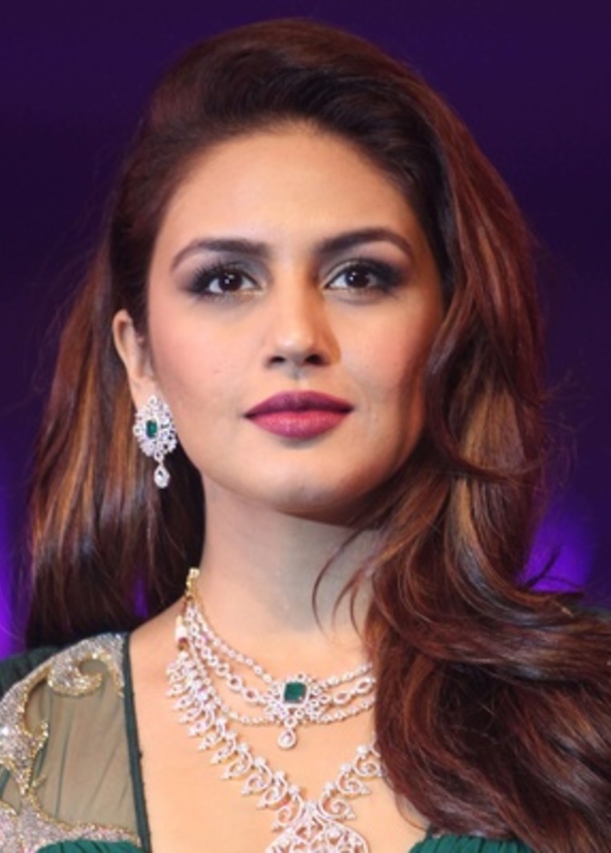 هوما قرشي تشارك في حملة لمكافحة وباء كورونا