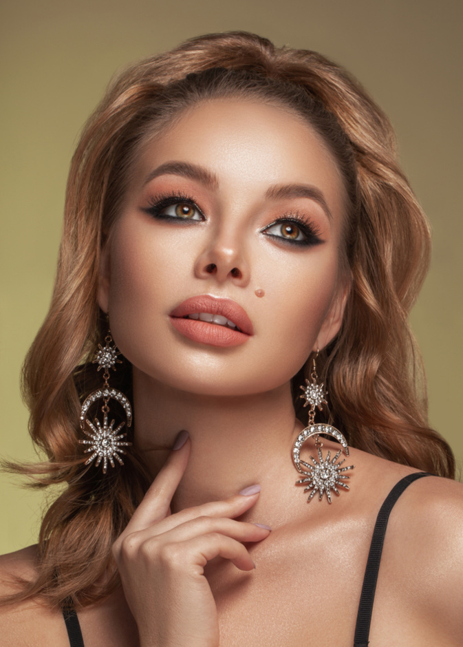  مكياج ترابي ناعم يلائم اطلالتك في العيد