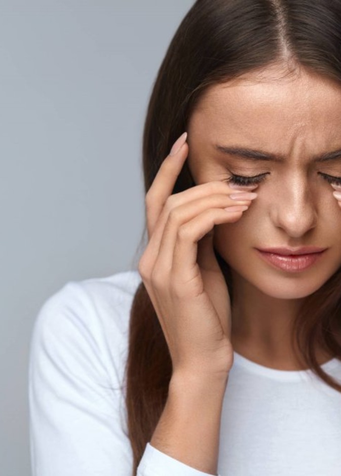  رئيسية انفصال الشبكية في العين أسبابه وأعراضه