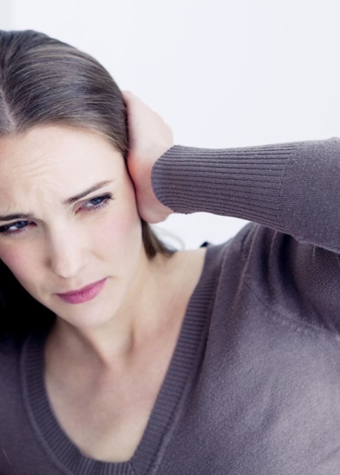  هل وجع الاذن من اعراض فيروس كورونا الجديد