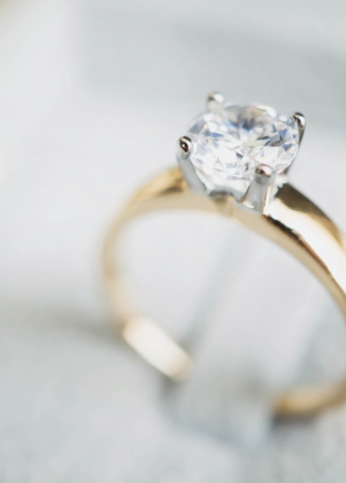 عروس ترفض خاتم خطبة قيمته 20 ألف دولار لأنه ليس جيدا بما يكفي