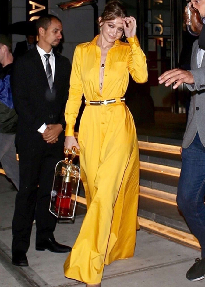 ازياء عصرية باللون الاصفر من وحي جيجي حديد