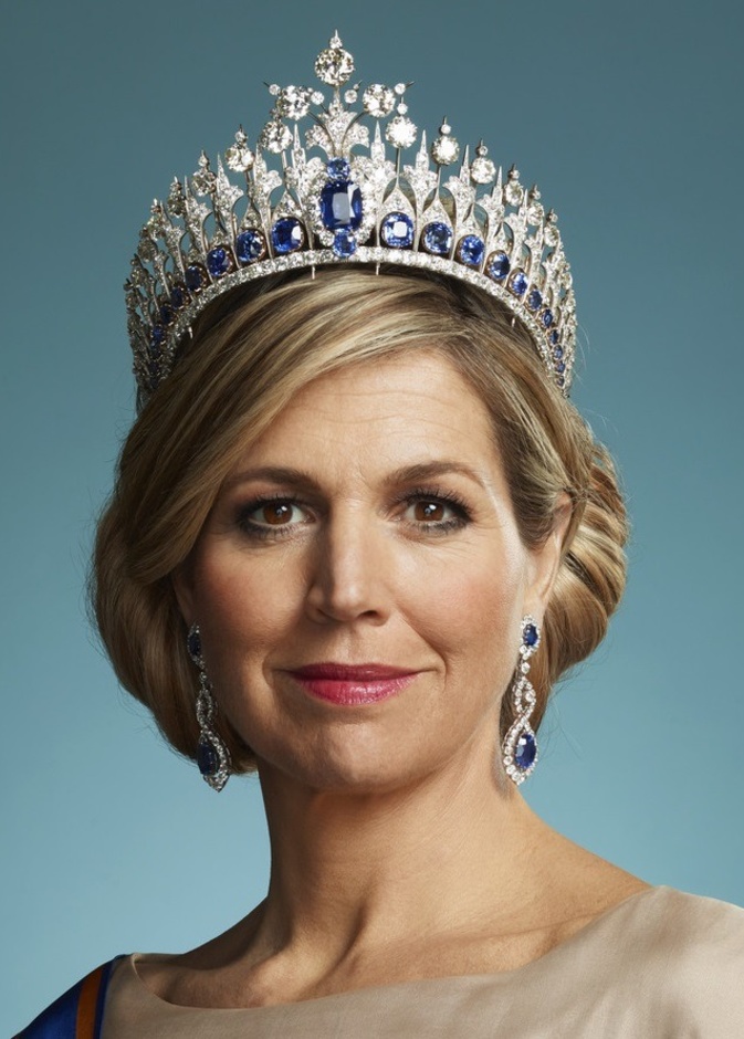  أجمل مجوهرات الملكة ماكسيما بمناسبة عيد ميلادها