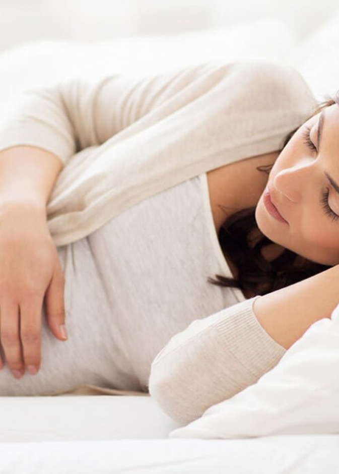 ما هي أسباب الشخير عند الحامل وكيفية التعامل معه