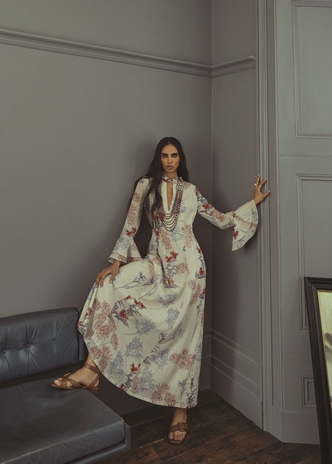 جلسة تصويرية خاصة بـ "هي" تحت عنوان Romantic Sensibility