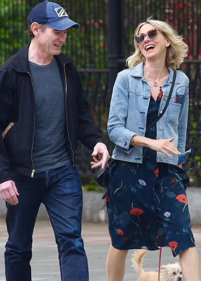 ناعومي واتس