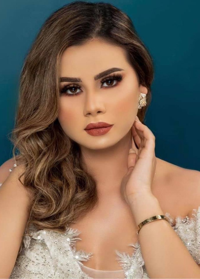 خطوبة منة عرفة