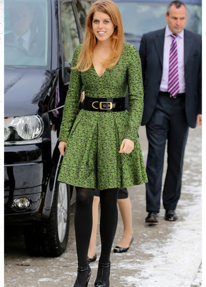 صور اجمل اطلالات الاميرة بياتريس بفستان واسع وقصير