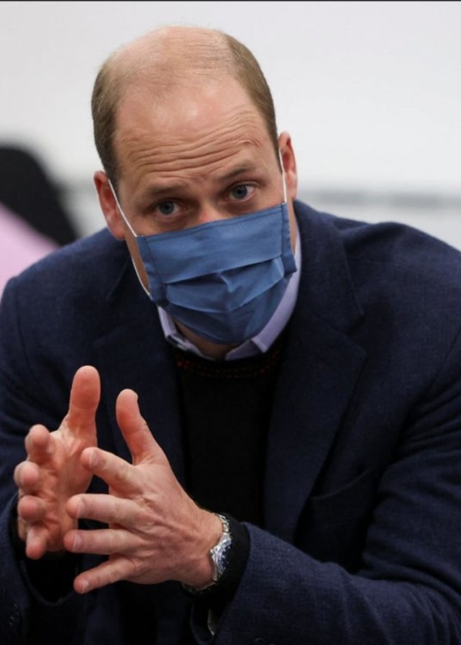  الأمير وليام يتلقى الجرعة الأولى من لقاح كوفيد-19