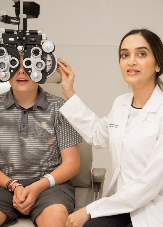 ارتفاع نسب إصابة الأطفال بقصر النظر أحد المضاعفات الجانبية الخطيرة لكورونا