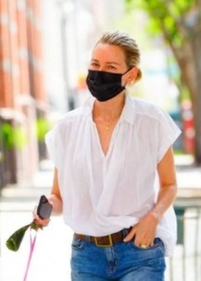 ناعومي واتس