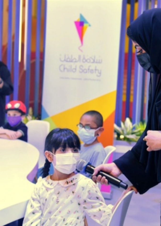 "سلامة الطفل" تعزز وعي الأطفال بمبادئ الوقاية من الحوادث في الشارقة القرائي للطفل