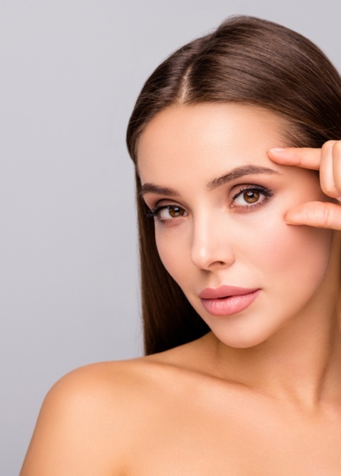 عملية شد الوجه ورفع الحواجب بالخيوط هو بديل طفيف التوغل