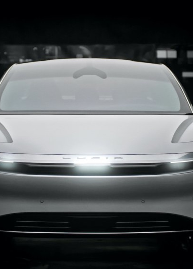 Lucid UX من لوسيد موتورز