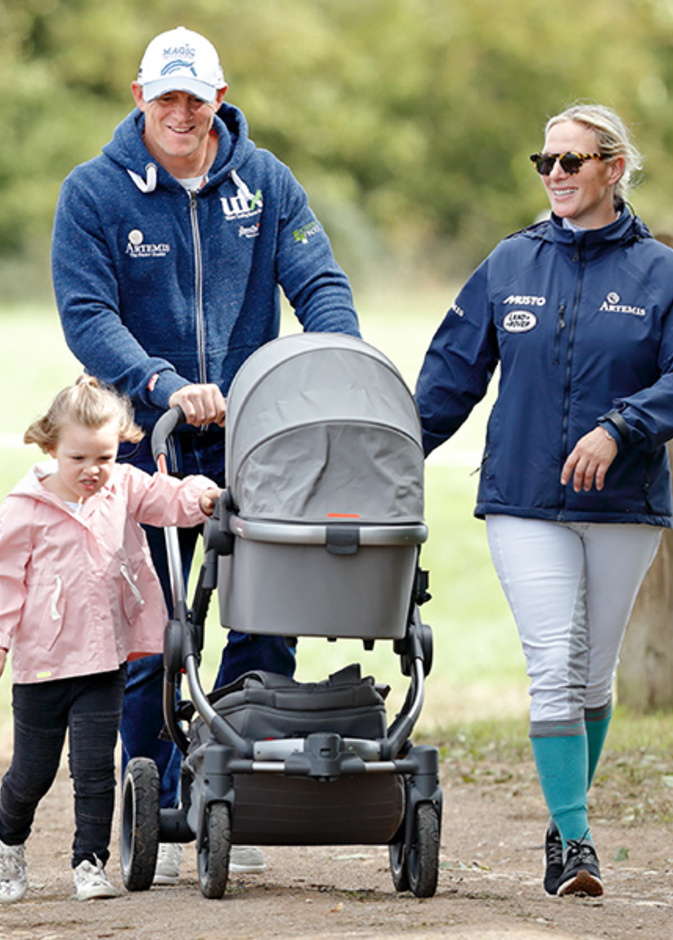 شاهدوا أولى صور طفل زارا تيندال حفيدة ملكة بريطانيا