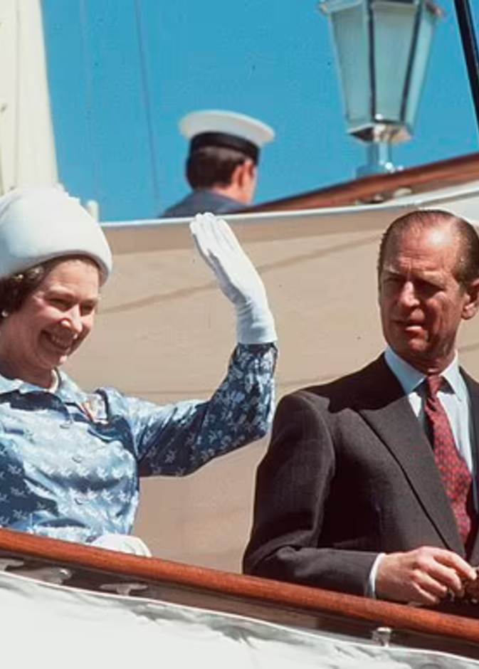 ملكة بريطانيا رفضت تسميت اليخت باسم الأمير فيليب