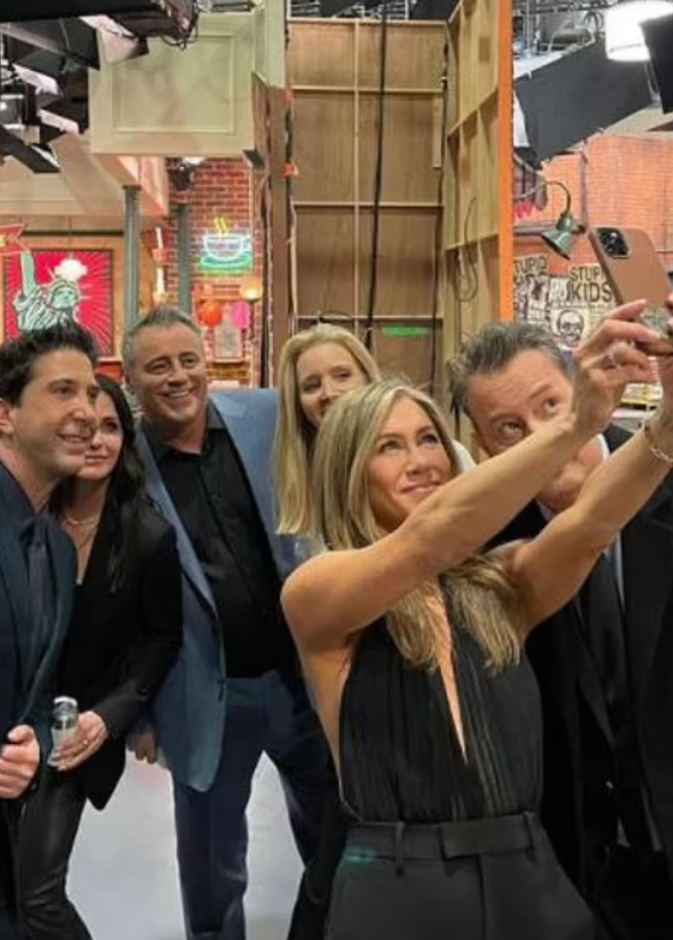 أبطال فريندز