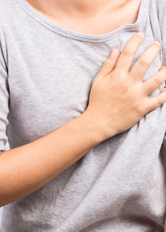 ة ماهي اعراض الشد العضلي في الثدي التي تستدعي زيارة الطبيب