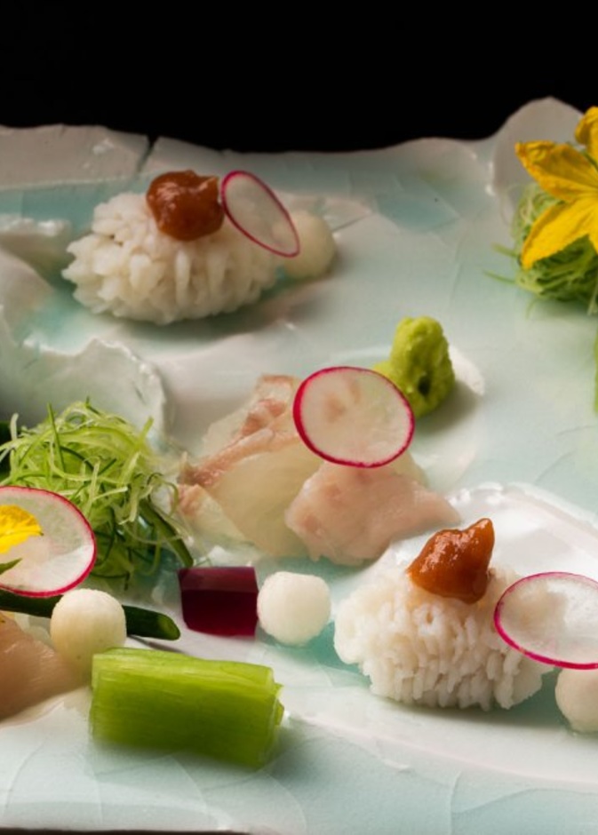 مطعم جينزا أنا تشومي Ginza i Chome