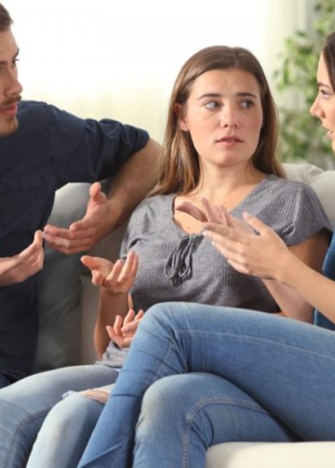 اسباب غيرة اخت الزوج من الزوجة