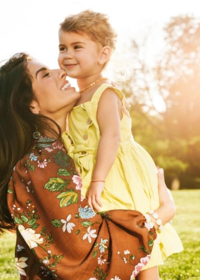 ريشا بهاجاري، إحدى متعاملات زيورخ في دبي