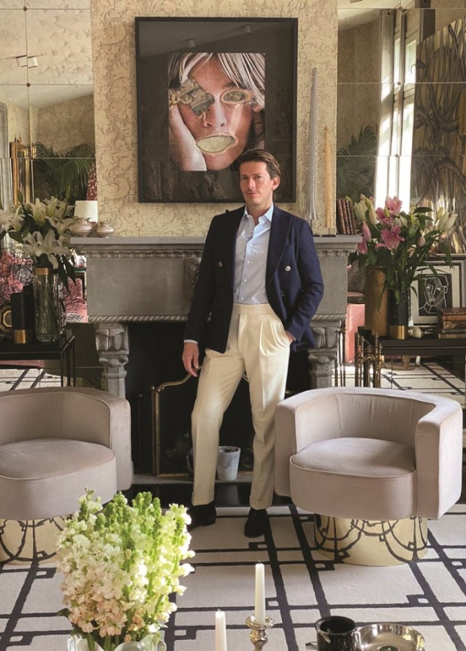 "إدغاردو أوزوريو" Edgardo Osorio الفنان المبدع الذي كان وراء بناء "أكواتزورا" Aquazzura 