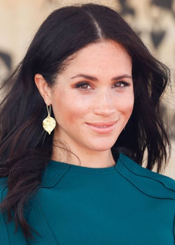 ميغان ماركل وطفلتها ليلي يظهران في كتاب ميغان الجديد