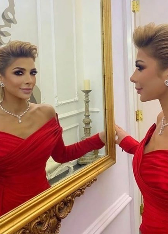 صور أحدث إطلالة للنجمة اصالة باللون الأحمر