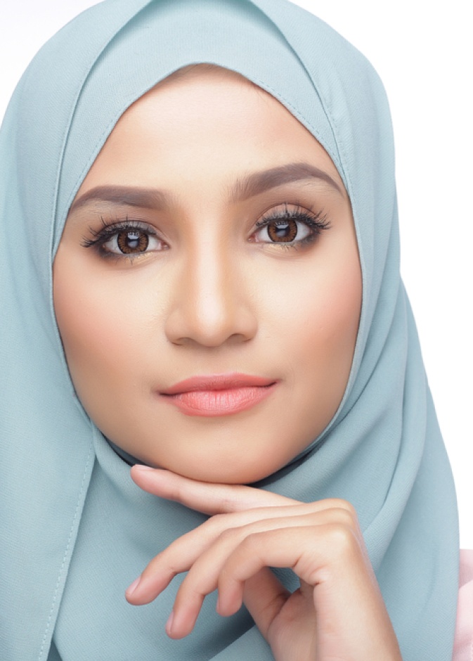 طريقة اخفاء شحوب البشرة للمحجبات بالمكياج