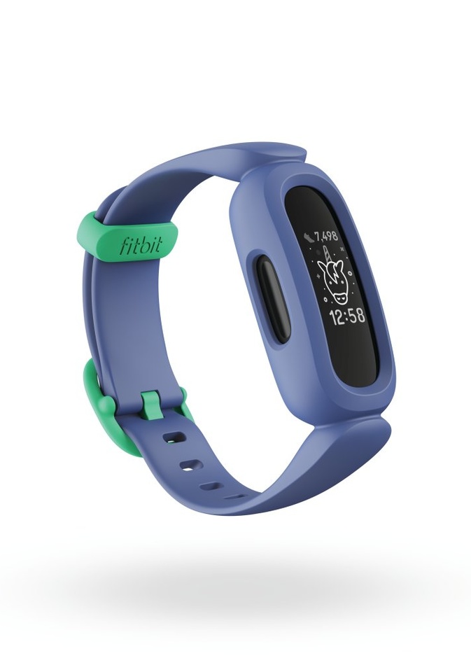 مع ™Fitbit Ace 3 أولادكم أقرب إليكم 