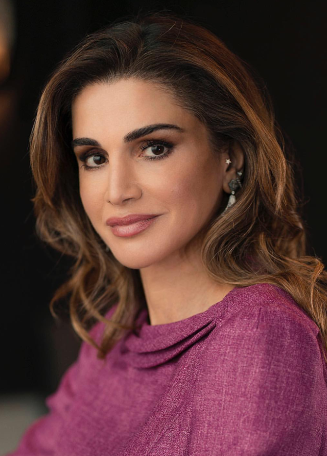  الوان احمر شفاه نيود ومات من وحي الملكة رانيا