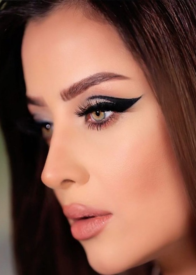  مكياج عصري جذاب بأسلوب رضوى الشربيني