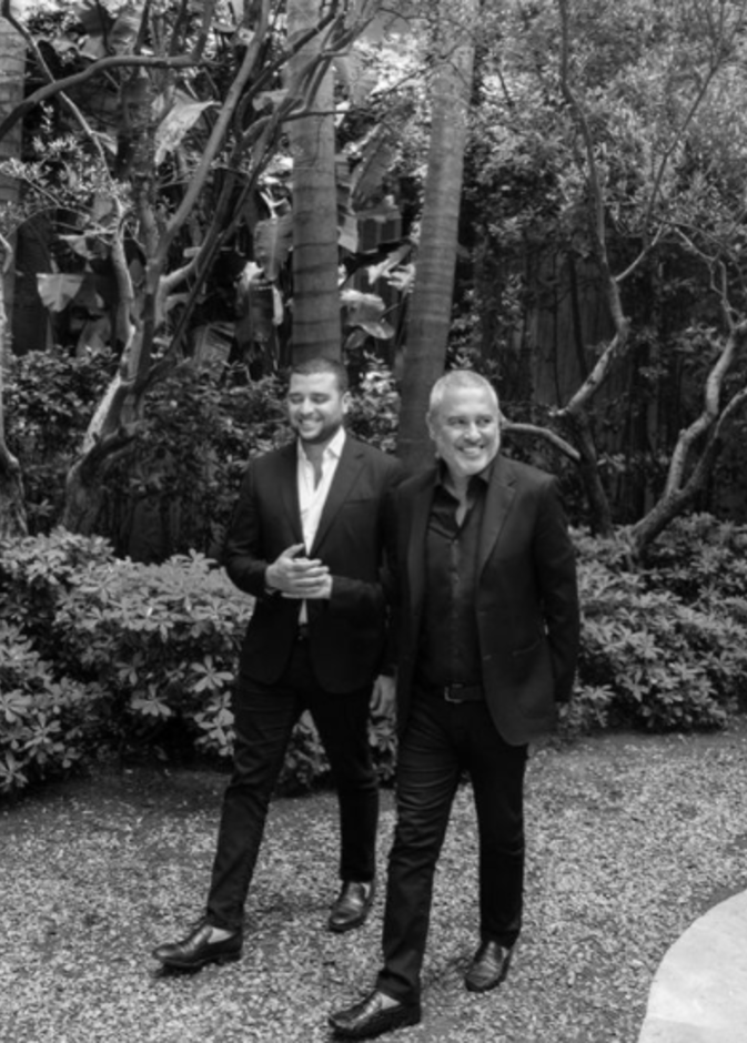  ايلي صعب برفقة ابنه ايلي جونيور (الصورة من انستقرام ايلي صعب جونير)