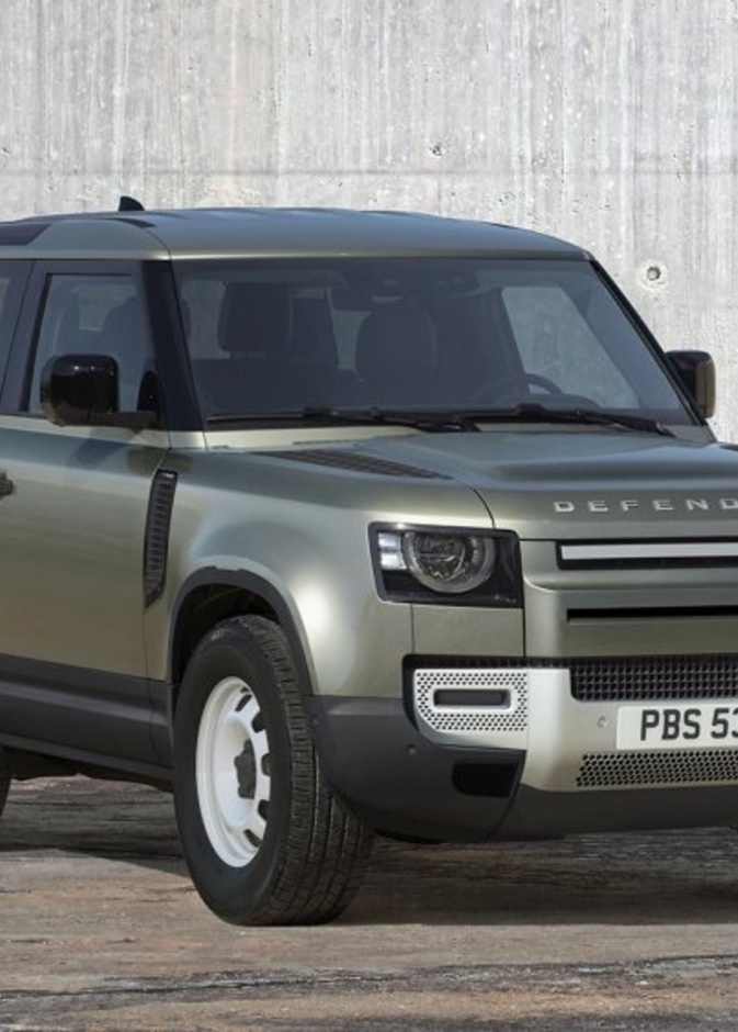 لاند روفر تختبر النسخة الجديدة من ديفندر